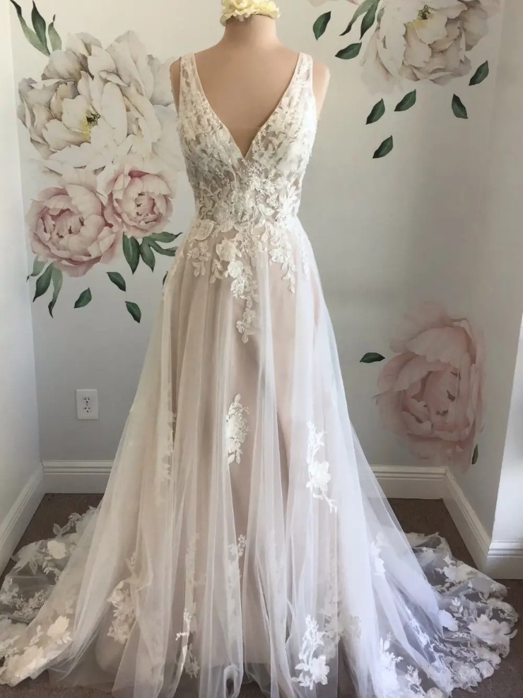 Bella rose bridal shop deals