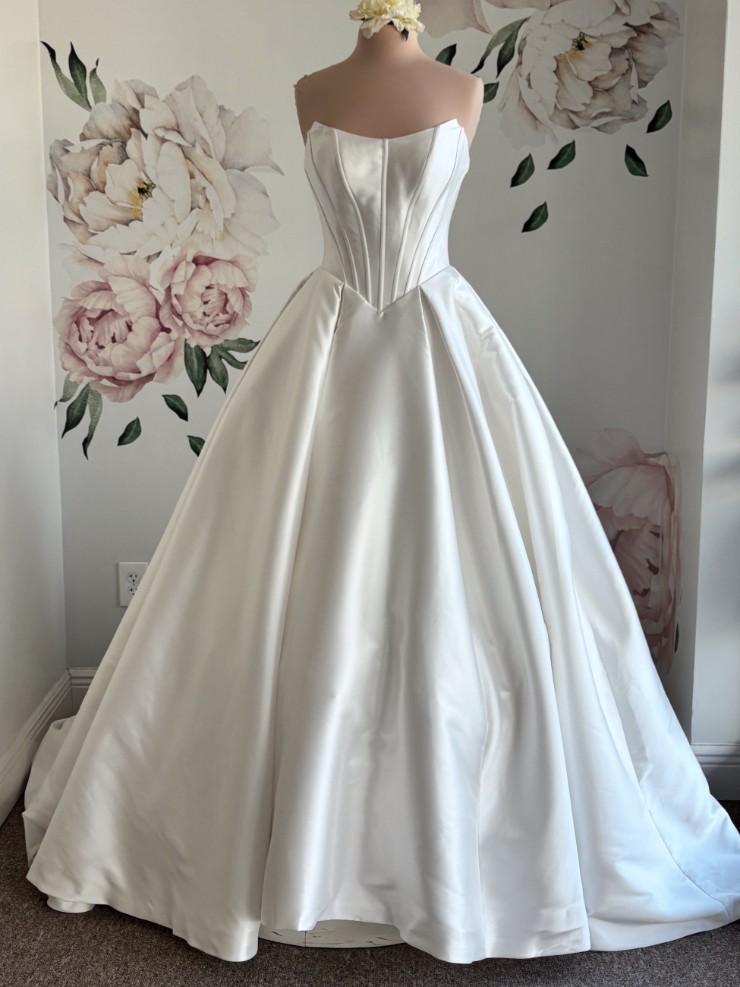 Bella Rose Victoria Default Thumbnail Image