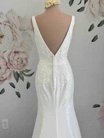 Bella Rose Lainey #2 thumbnail