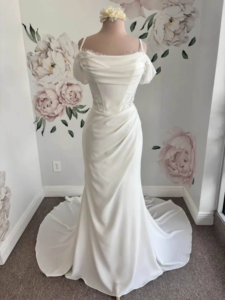 Bella Rose Rosie Default Thumbnail Image