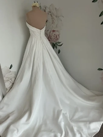 Bella Rose Maeve #2 thumbnail