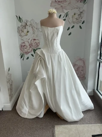 Bella Rose Monroe #0 thumbnail