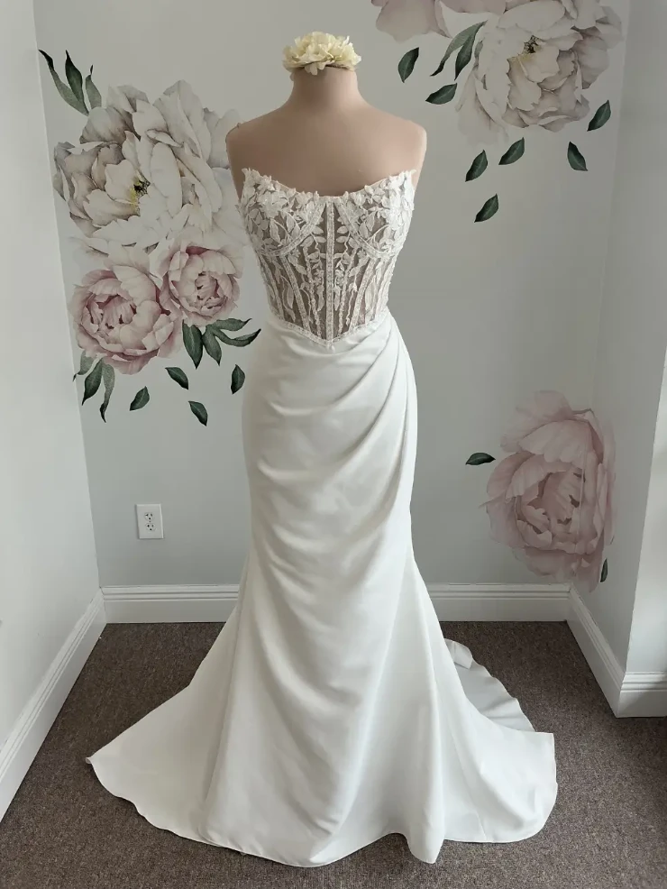 Bella Rose Sadie Default Thumbnail Image